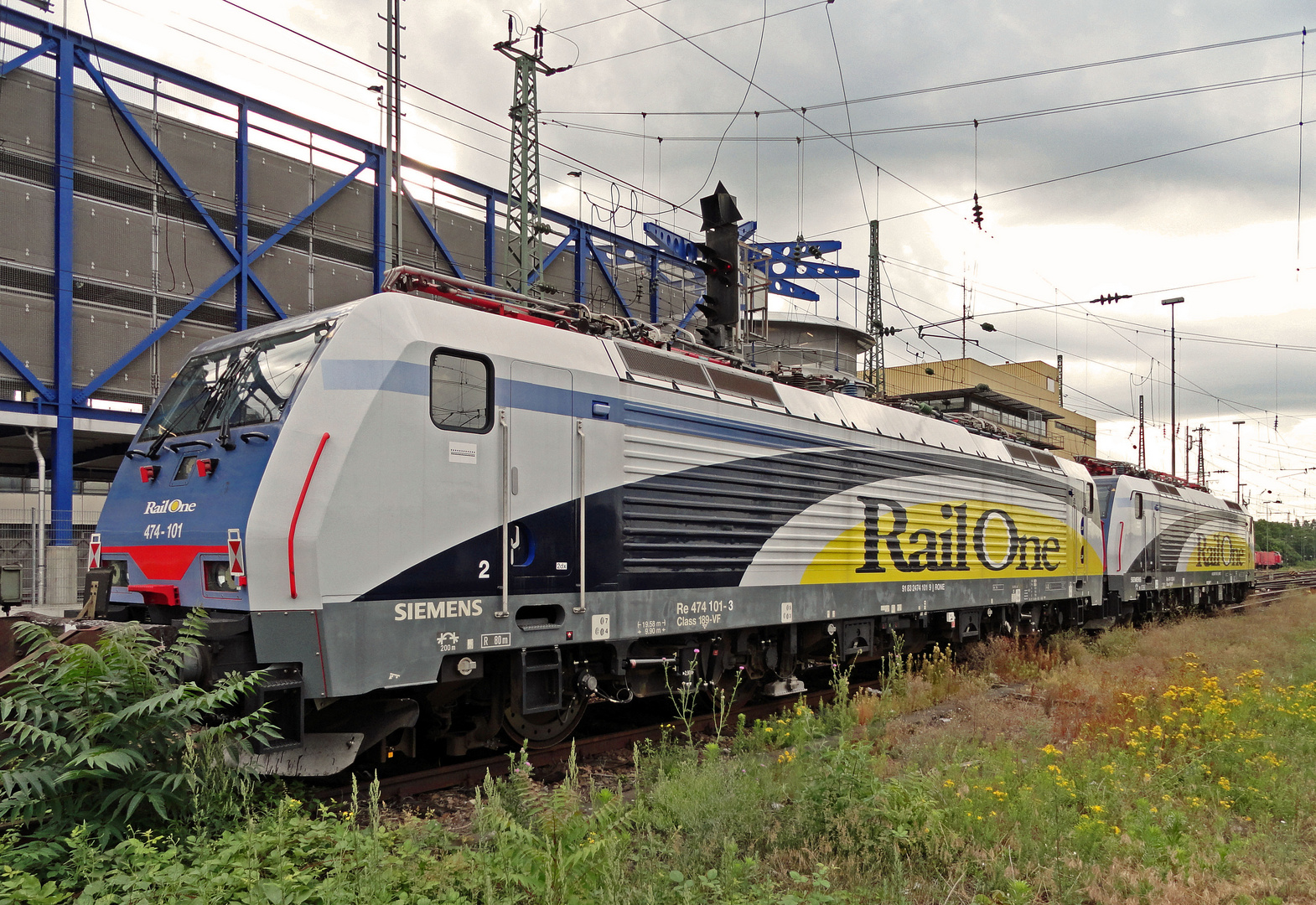 Doppellok "RailOne"