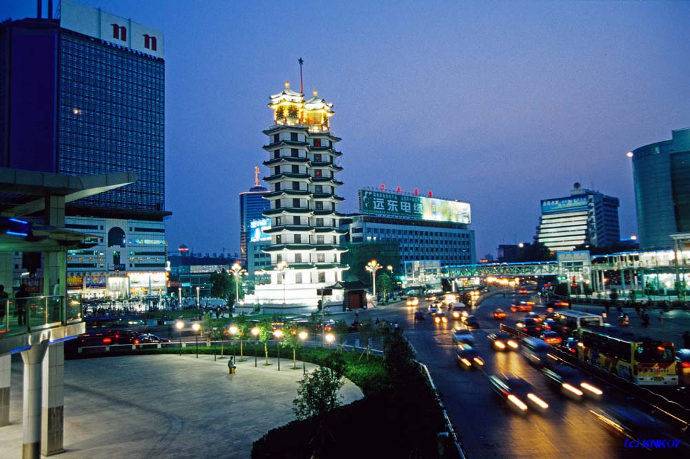 Doppelpagode in Zheng Zhou