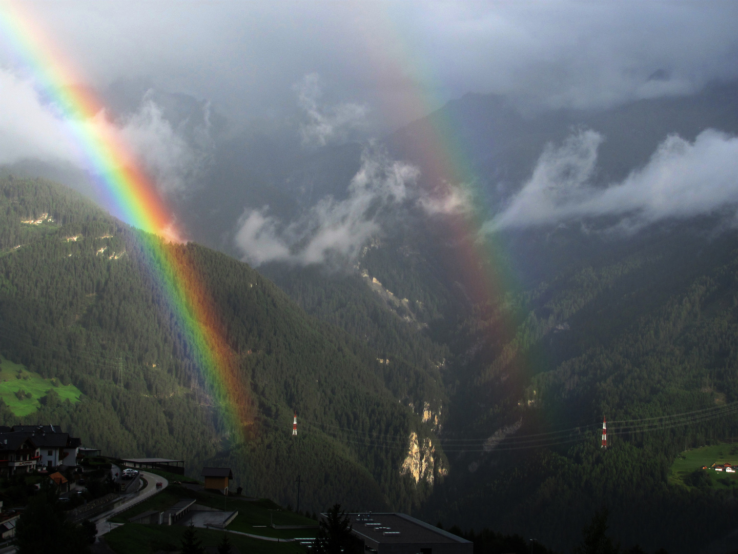 Doppelregenbogen in Fiss/Österreich