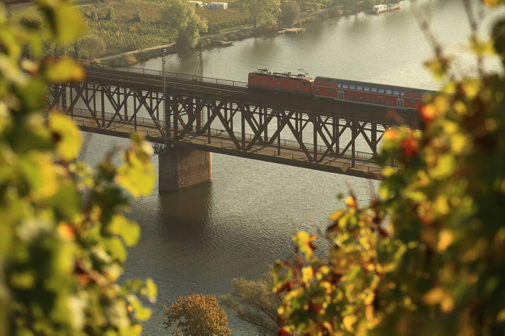 Doppelstockbrücke bei Bullay --- Kanonenbahn