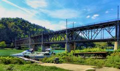 Doppelstockbrücke in Bullay/Mosel