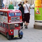 Doppelstöckiger kleinbus