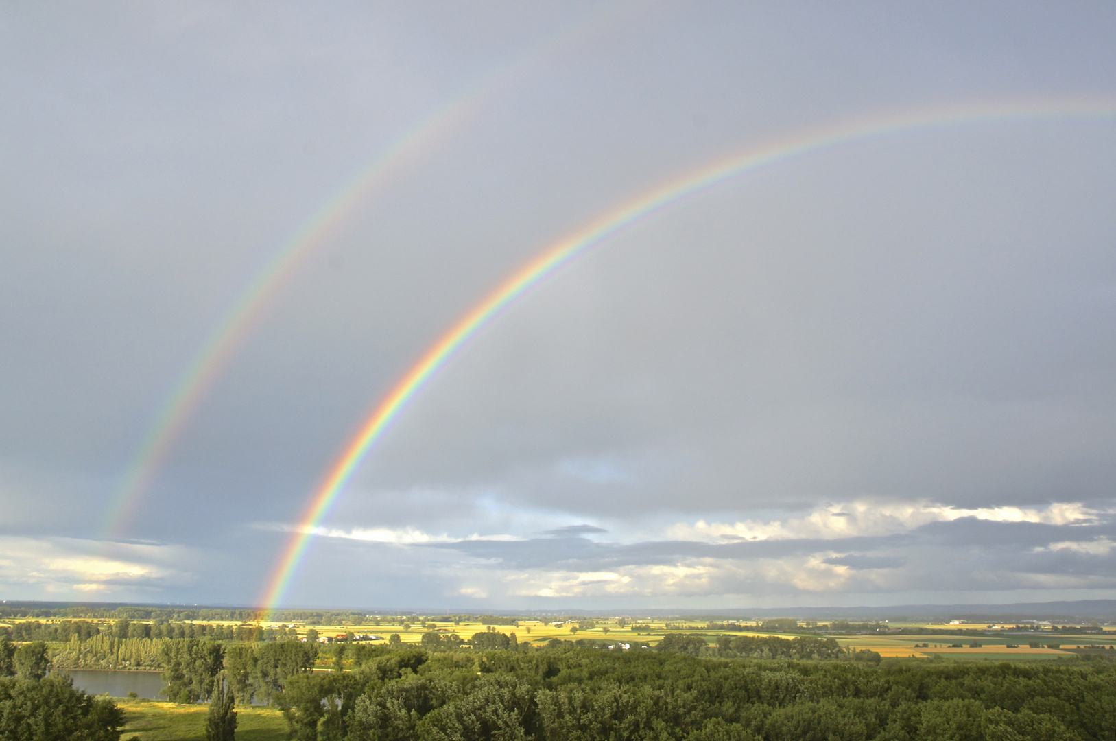 Doppelter Regenbogen