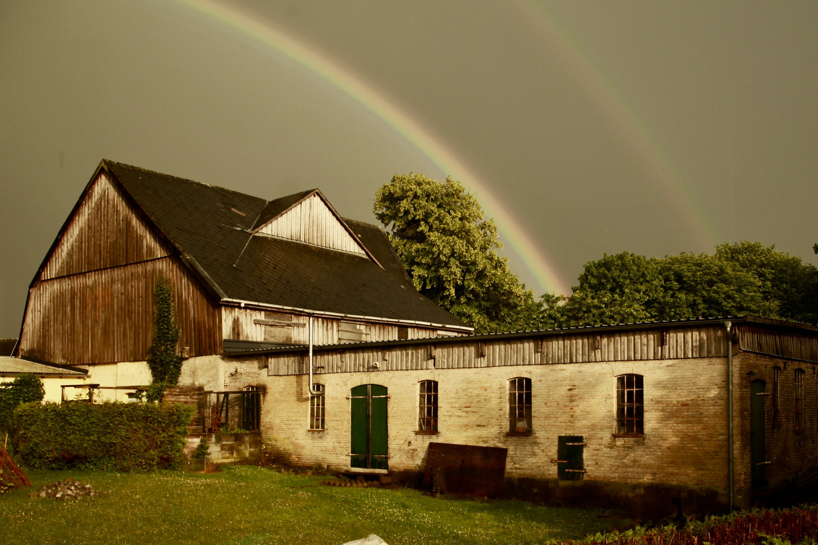 Doppelter Regenbogen