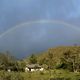 Doppelter Regenbogen ber Rabadilla De Vaca