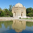 doppeltes Mausoleum