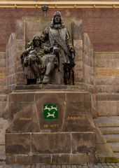 Dordrecht - Visbrug - Statue de Witt Brothers - 01