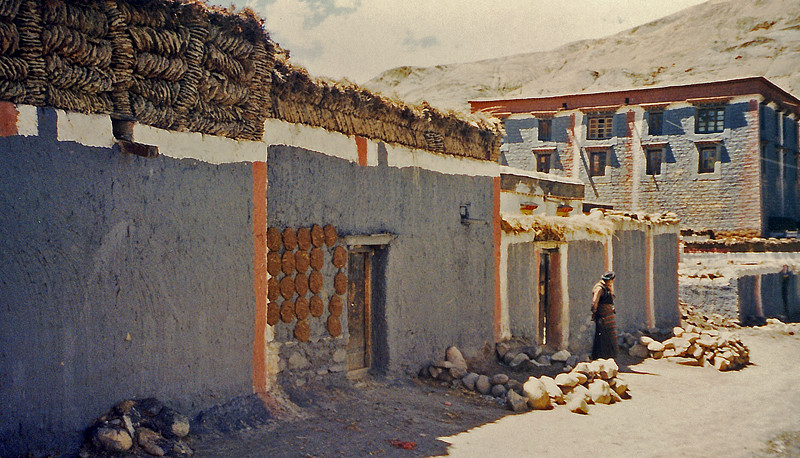 Dorf der Sakya-Sekte , Überland Tibet