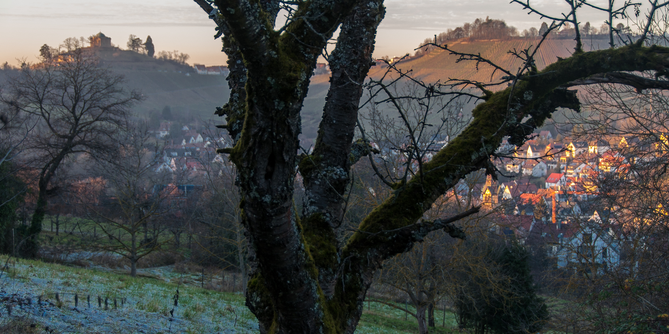 Dorf im Abendlicht (1)