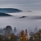 Dorf im Nebel