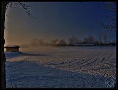 Dorf im Nebel