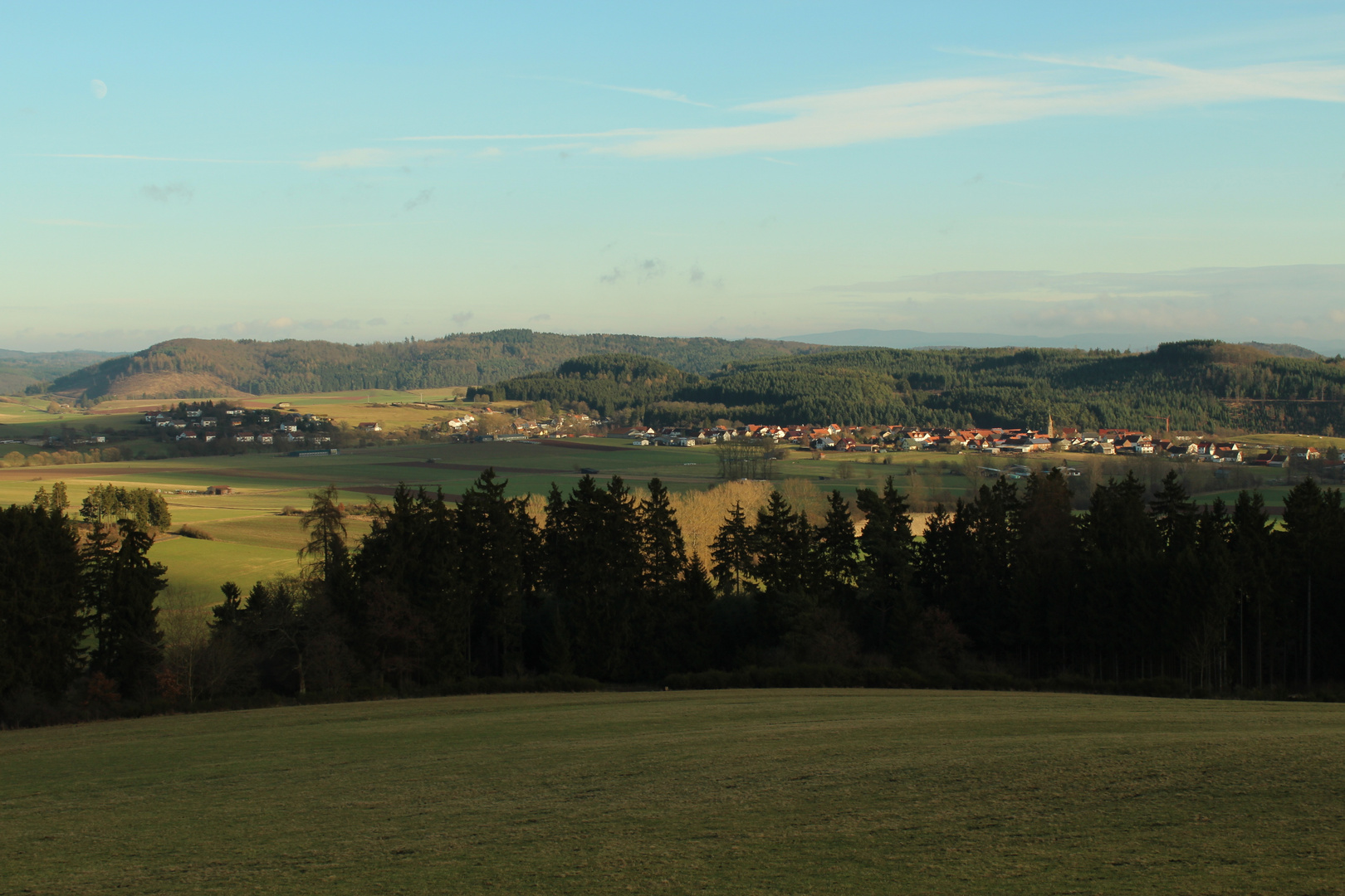 Dorf im Tal :)