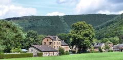 Dorf in den Ardennen