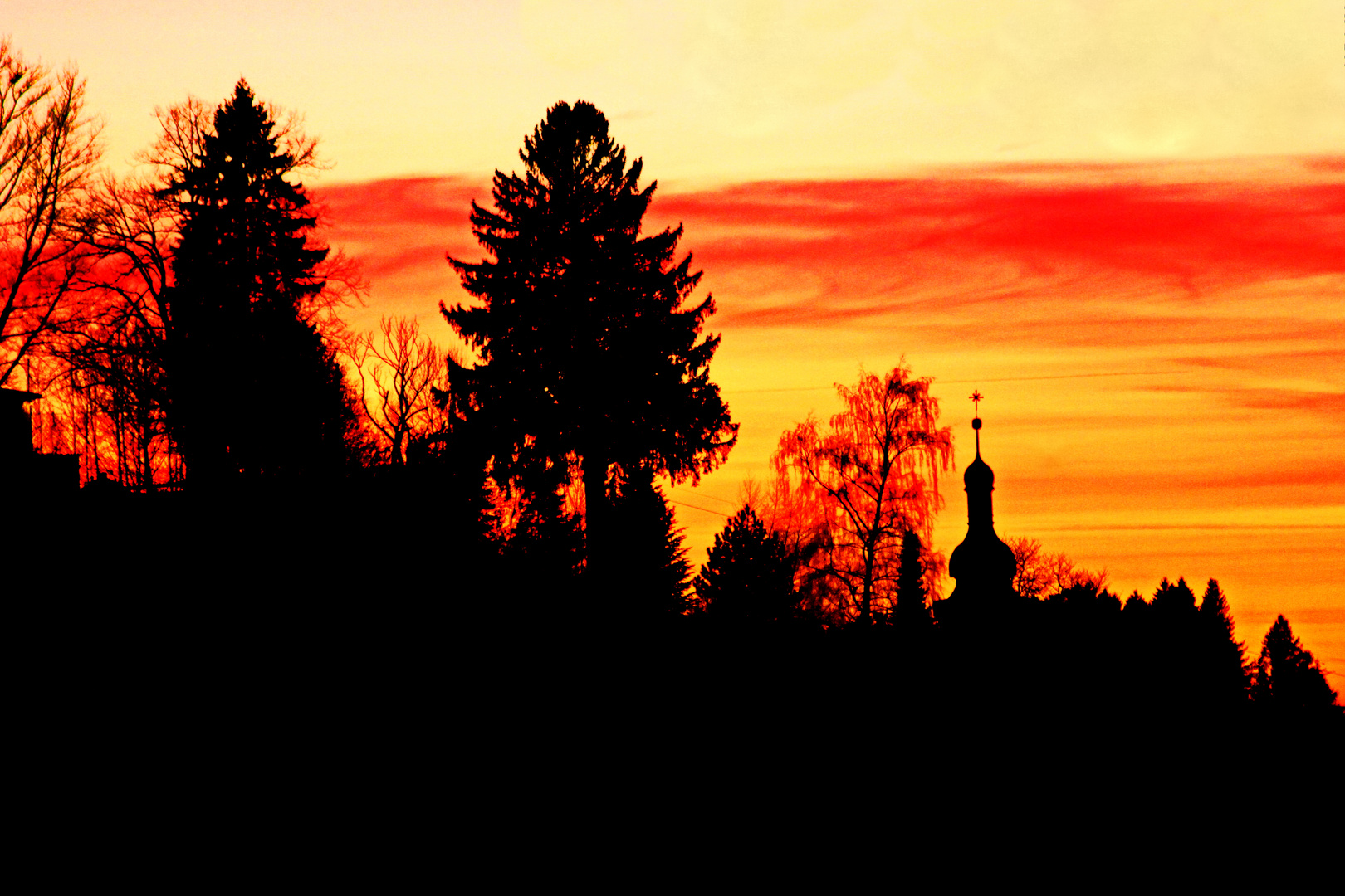 Dorfkirche am Abend