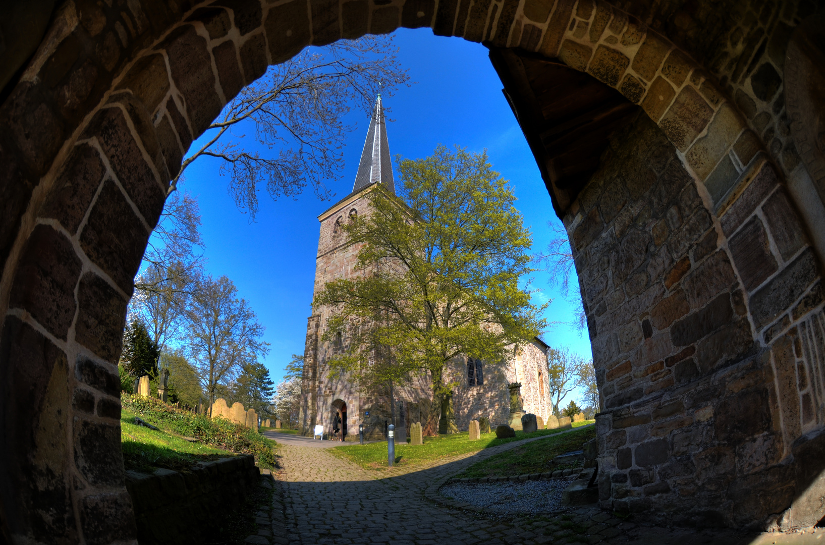 Dorfkirche Bochum-Stiepel ..