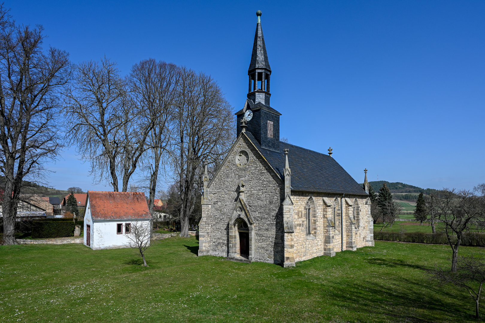 Dorfkirche Döllstedt 01