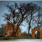 - Dorfkirche in Sommerstorf -