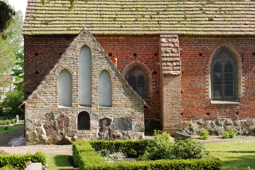 Dorfkirche in Stäbelow