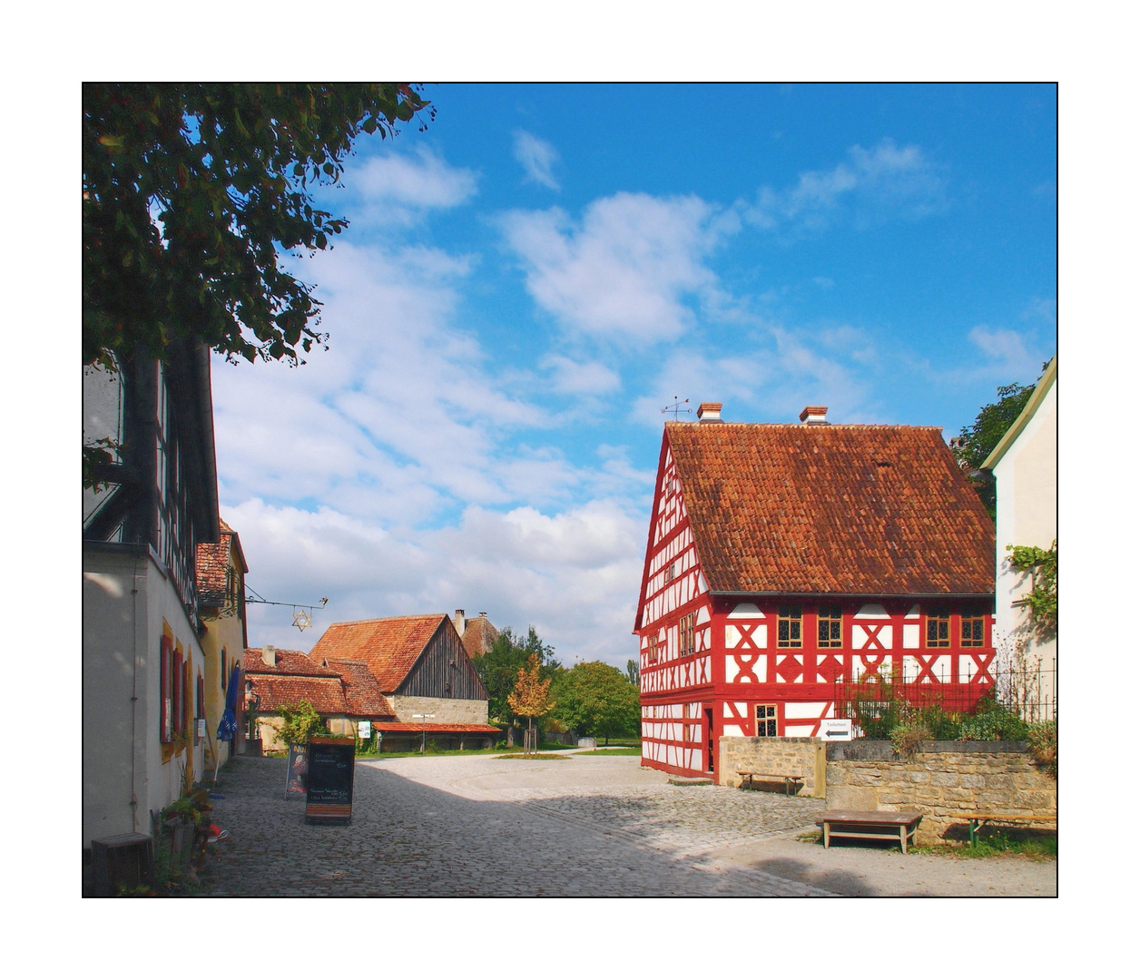 Dorfmittelpunkt am Brauereigasthof