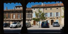 Dorfplatz von Saint-Felix-Lauragais I...