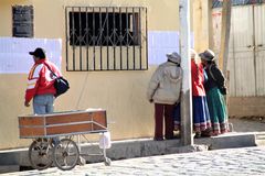 Dorfplatz(3)  Peru ca-21-009-col +Perufotos