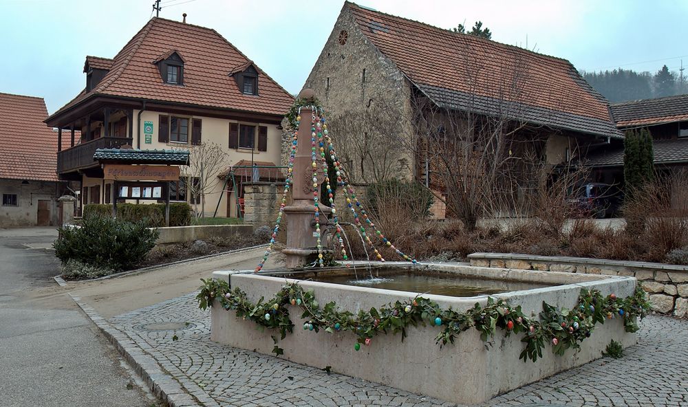 Dorfrundgang ~ Osterbrunnen