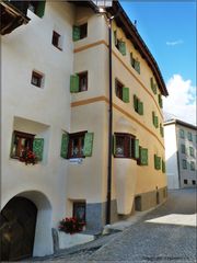 Dorfstrasse in Guarda