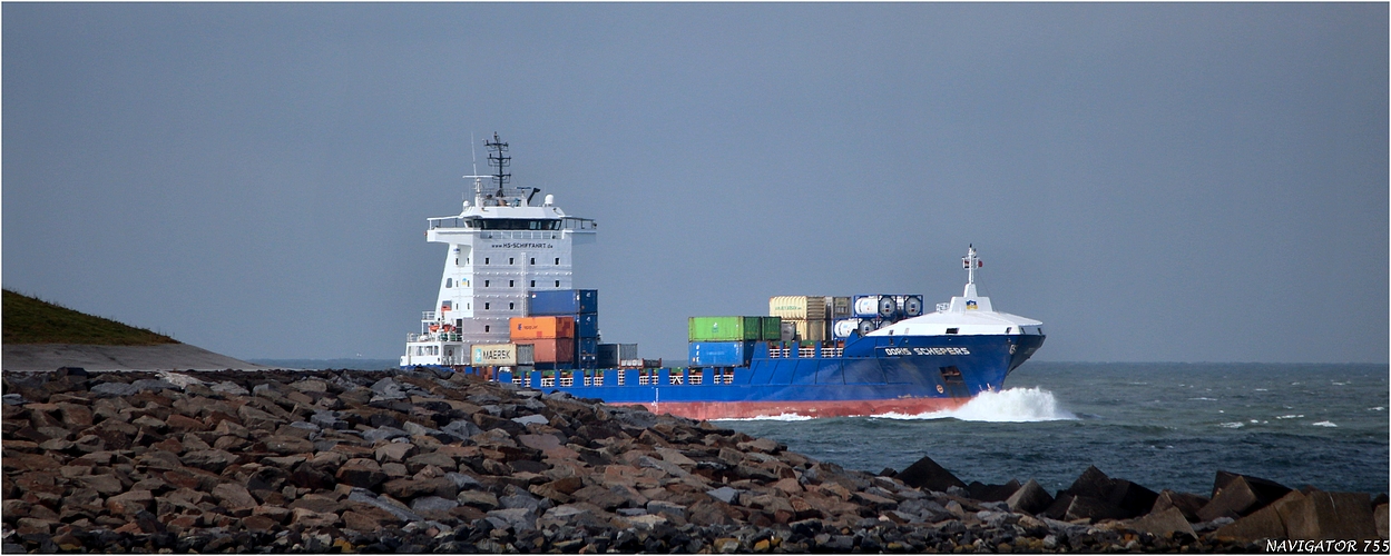DORIS SCHEPERS / Cntainer ship / Rotterdan