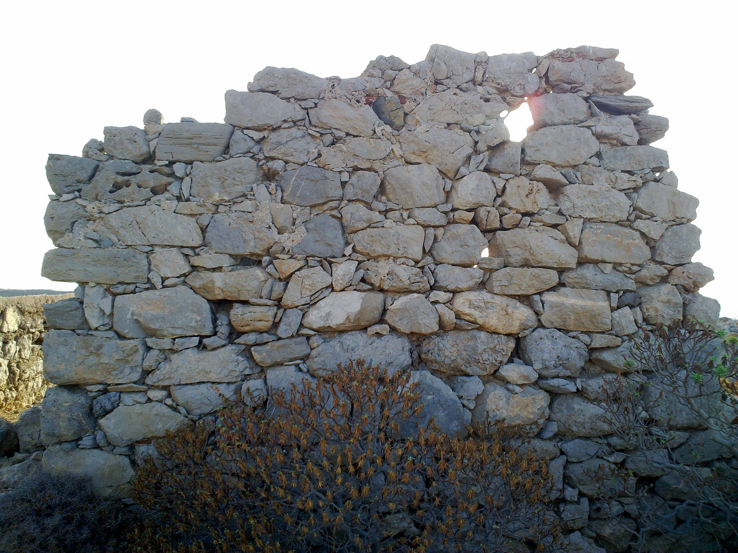 Dorische Mauer in Vrikous