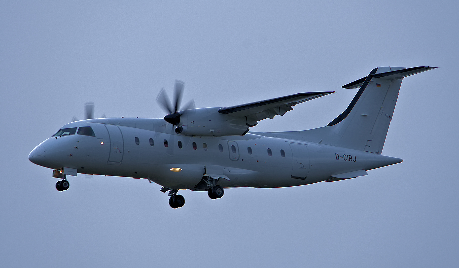 Dornier 328-120 