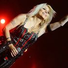 Doro@Rocking For Help...