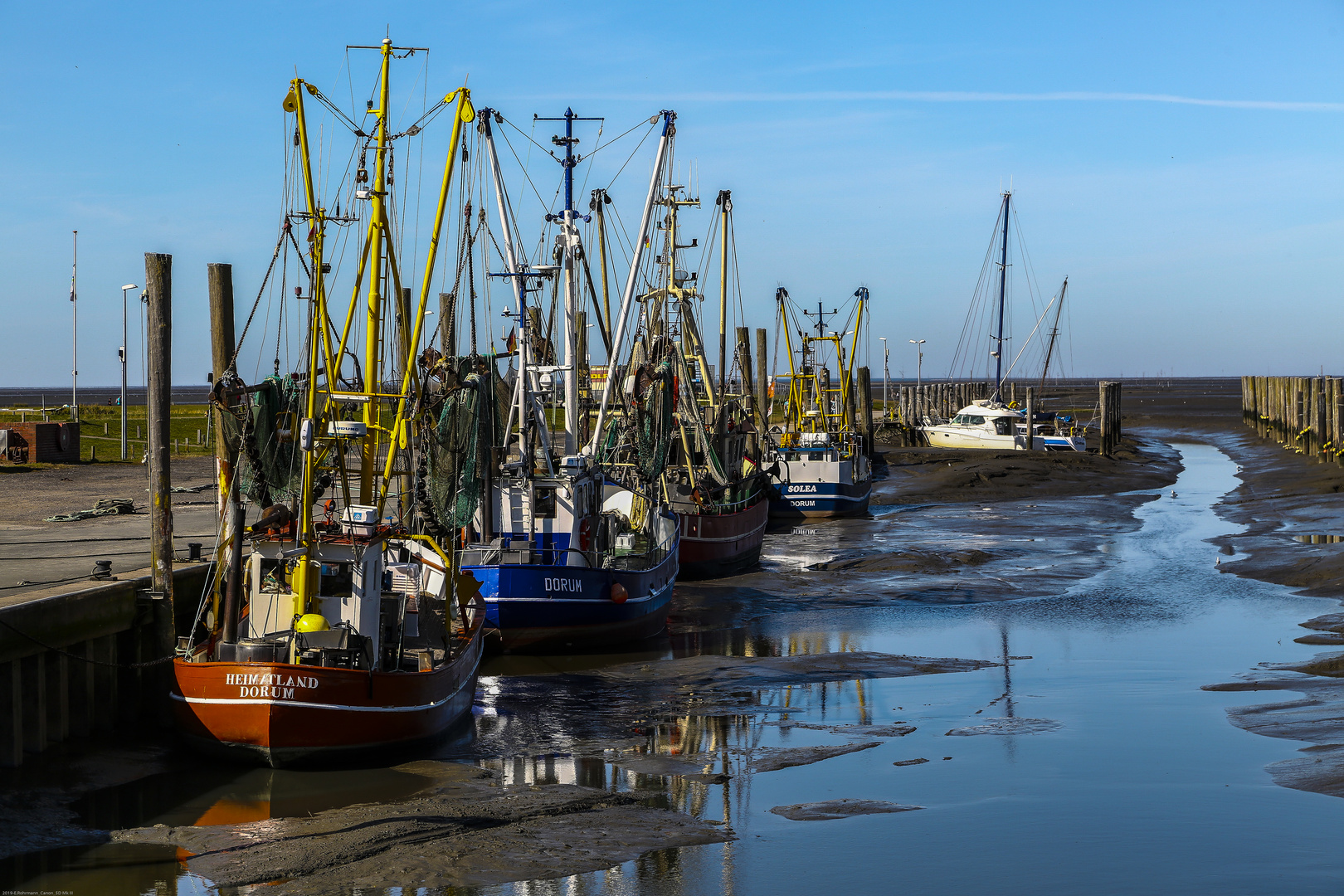 Dorum / Kutterhafen bei Ebbe