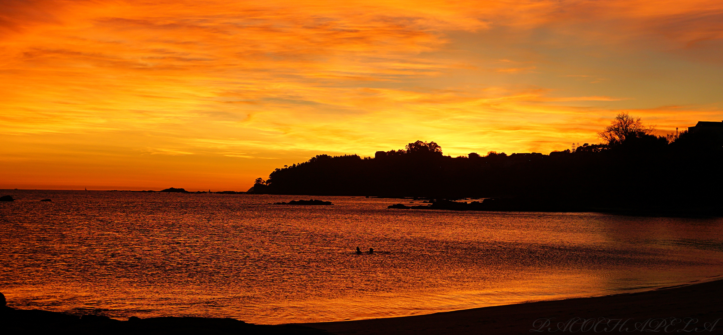 Dos sirenas en el crepúsculo