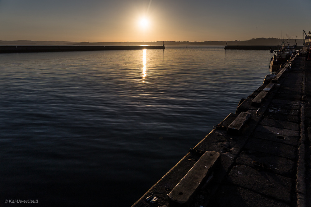 Douarnenez, Bretagne, morgens um 6:30 Uhr