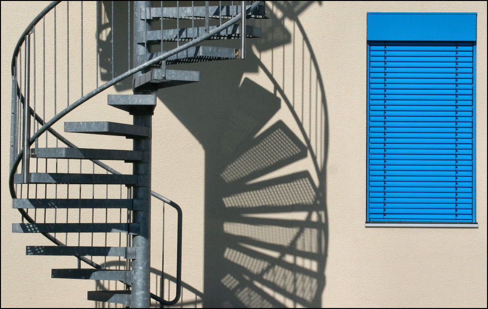 double helix vs. blue shutter