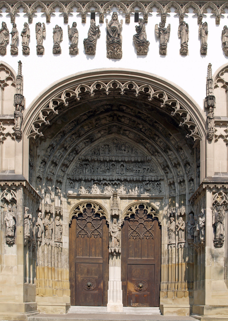 Double porte de cathédrale	