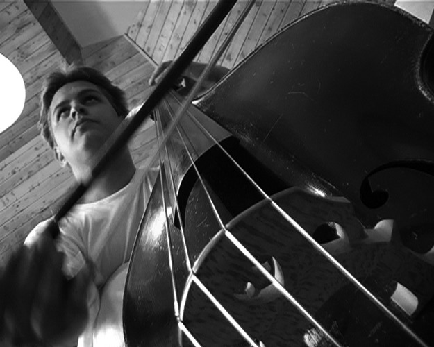 doublebass played by basti