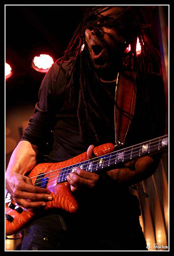 Doug Wimbish (The Help/Living Colour) live im Bix Stuttgart am 18.02.2011