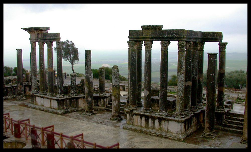 Douga, teatro romano