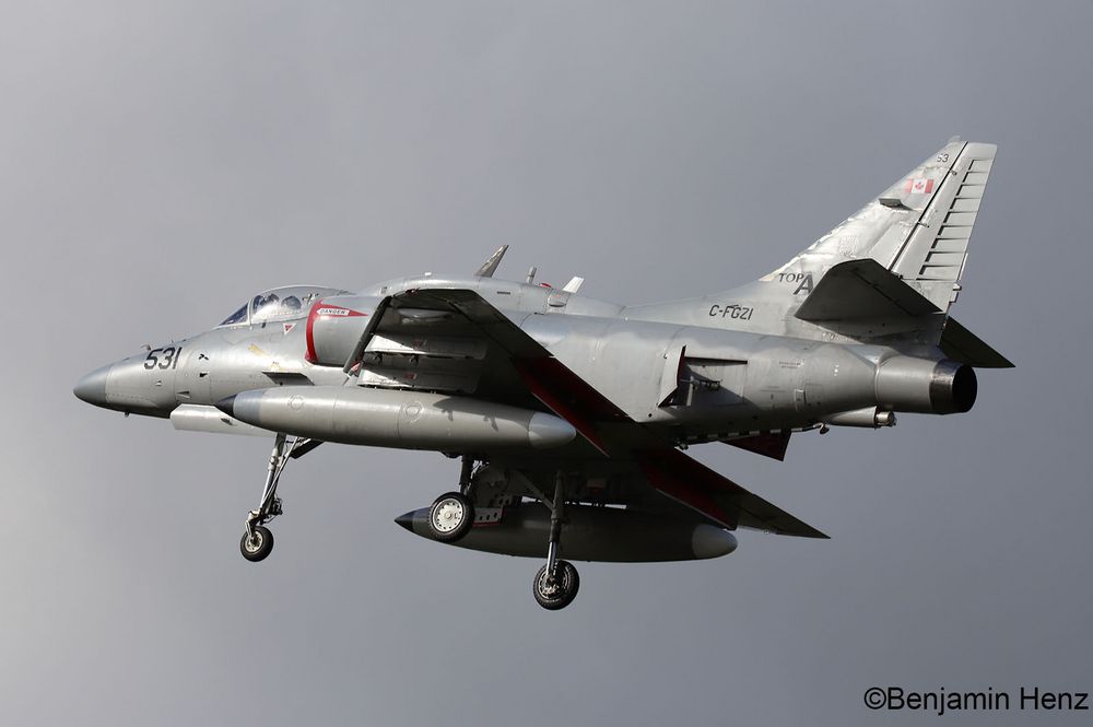 Douglas A4N Skyhawk im Landeanflug