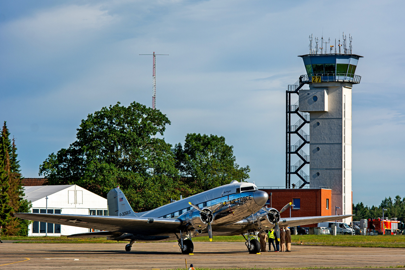 Douglas DC-3