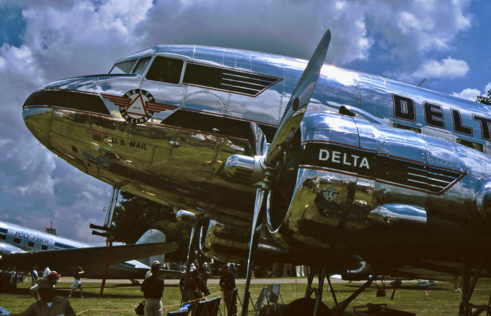 Douglas DC 3 - gesehen in Oshkosh 2000