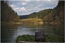 Down the Dunajec on a wooden barge de groc 