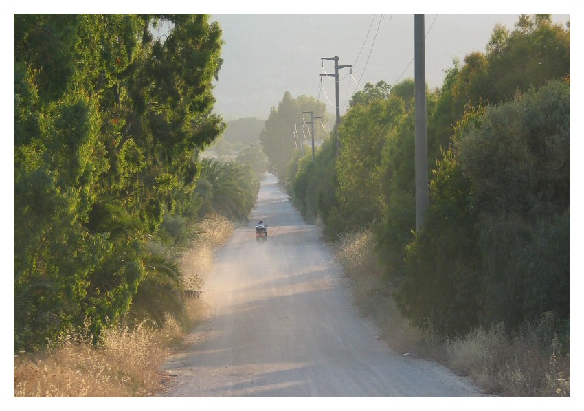 Down the dusty telegraph road...
