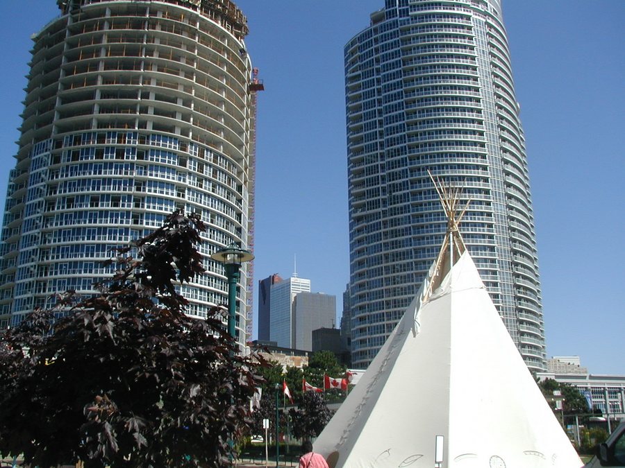 DOWN TOWN TORONTO,CANADA.