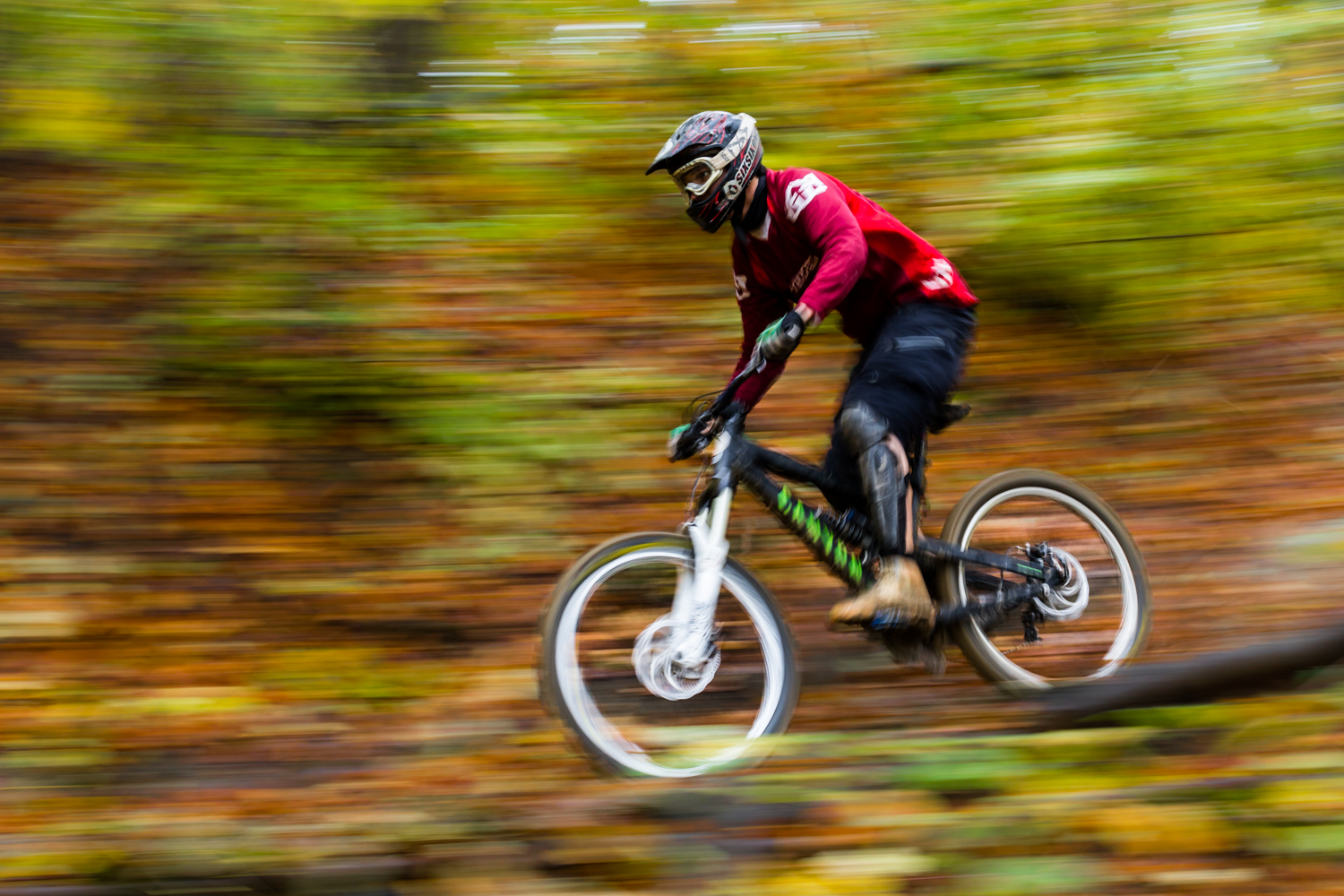 Downhill im Herbst