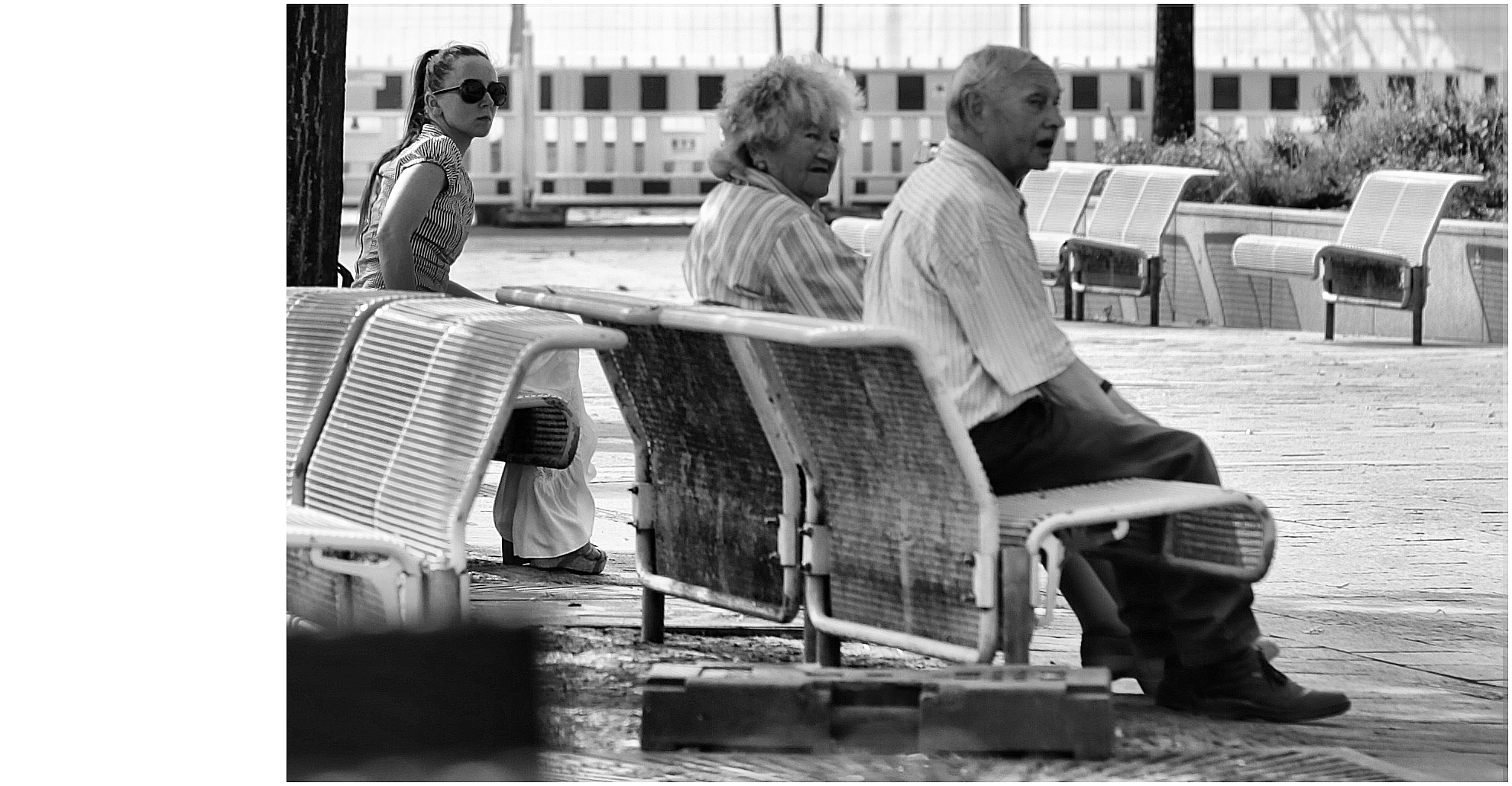 Downtown People - Having A Rest