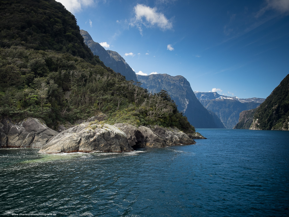 DownUnder [47] – Milford Sound