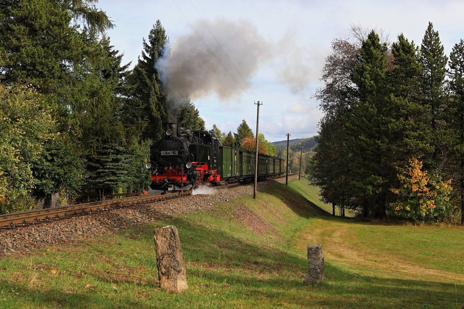 DR Zug Abschied in Oberwiesenthal 01