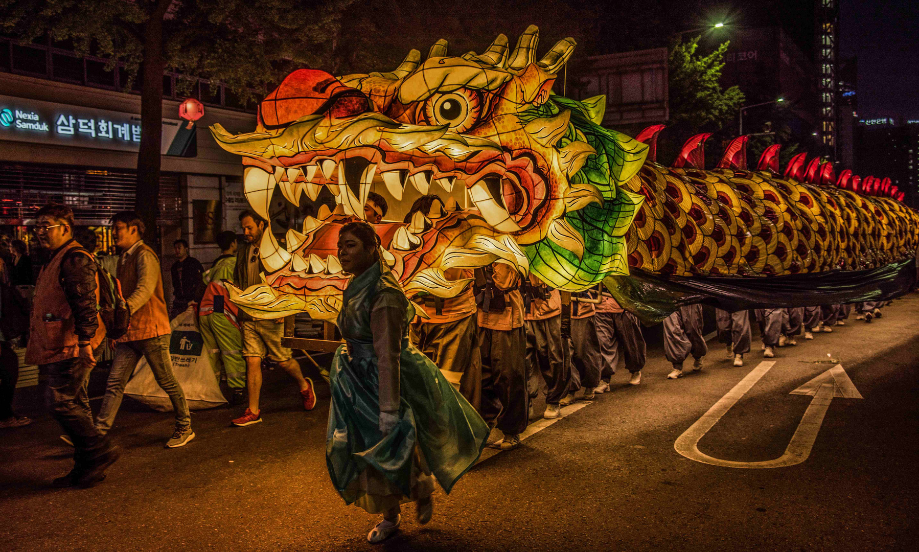 Drachen an der Laternenparade in Seoul